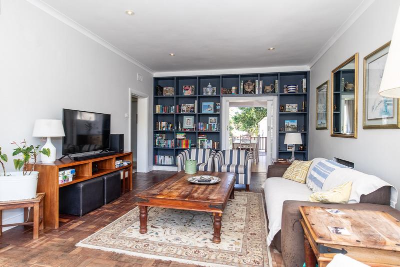 4 Bedroom Property for Sale in Bergvliet Western Cape